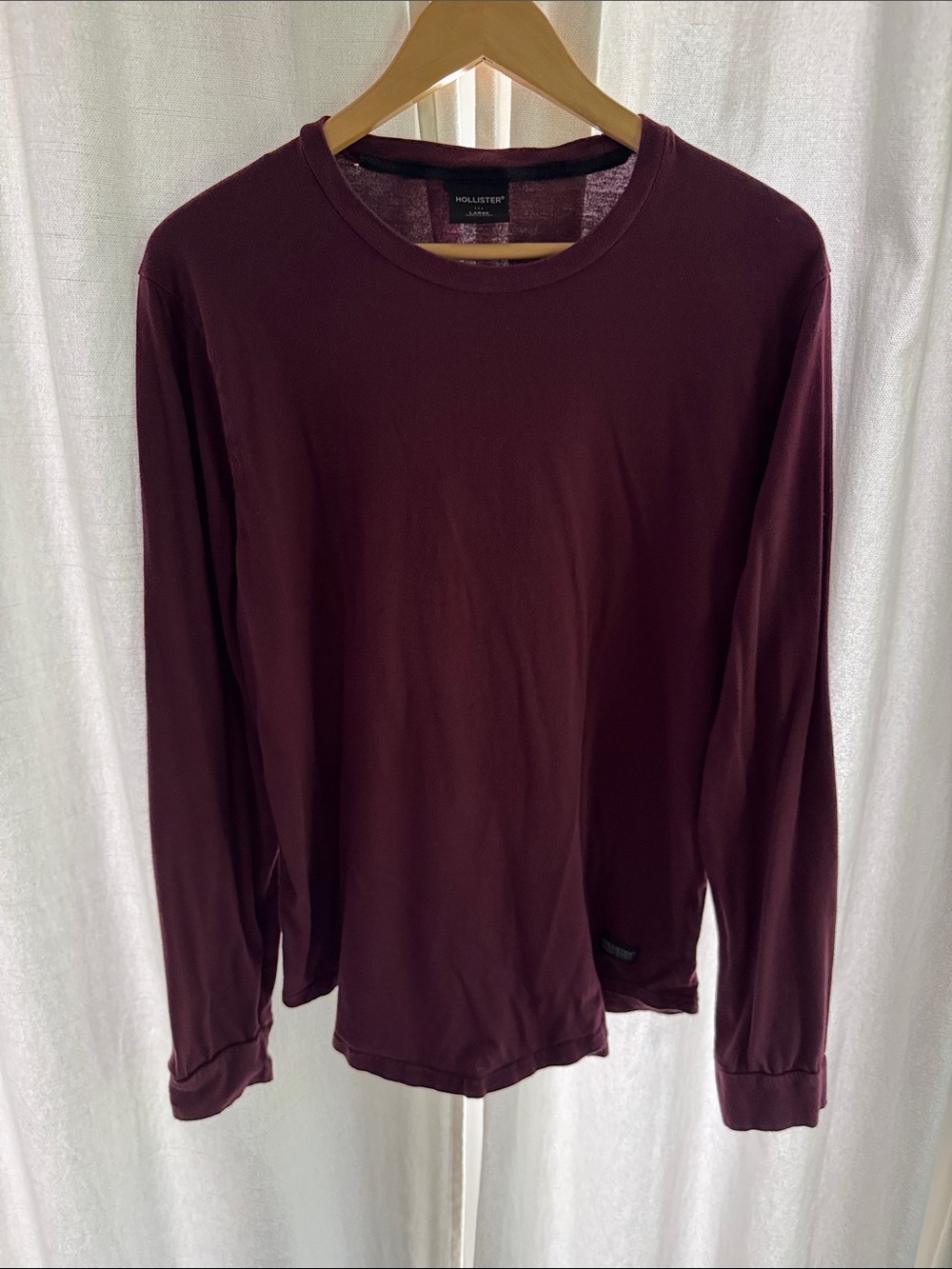 Hollister Men's Maroon Long Sleeve Crew Tee - Large